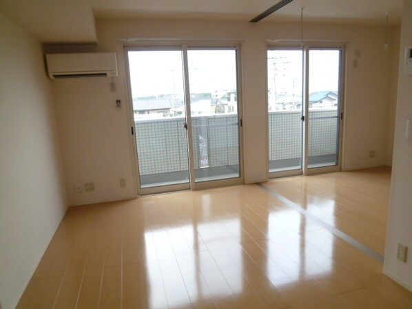 サニーウエルの物件内観写真